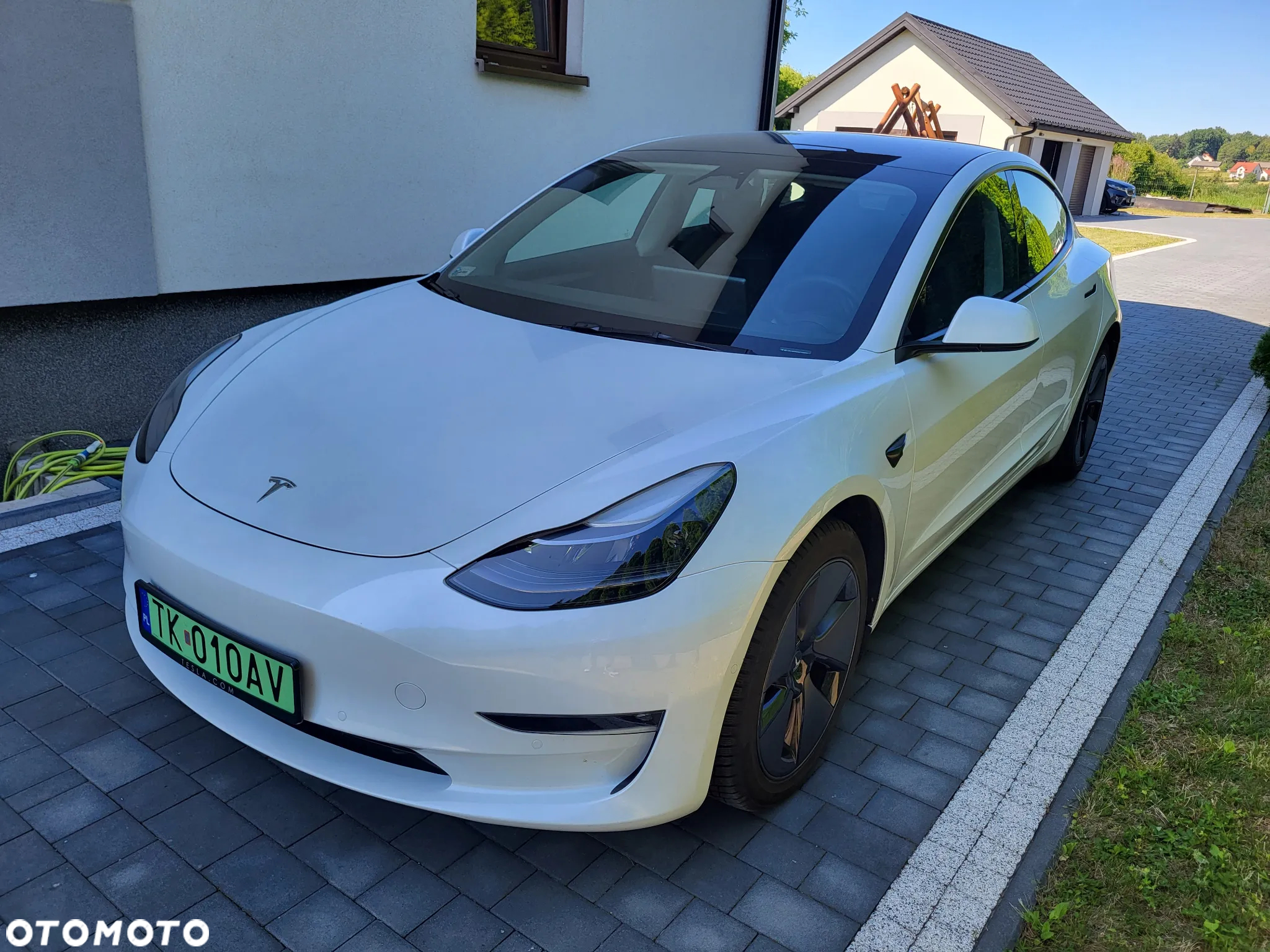 Tesla Model 3 - 9
