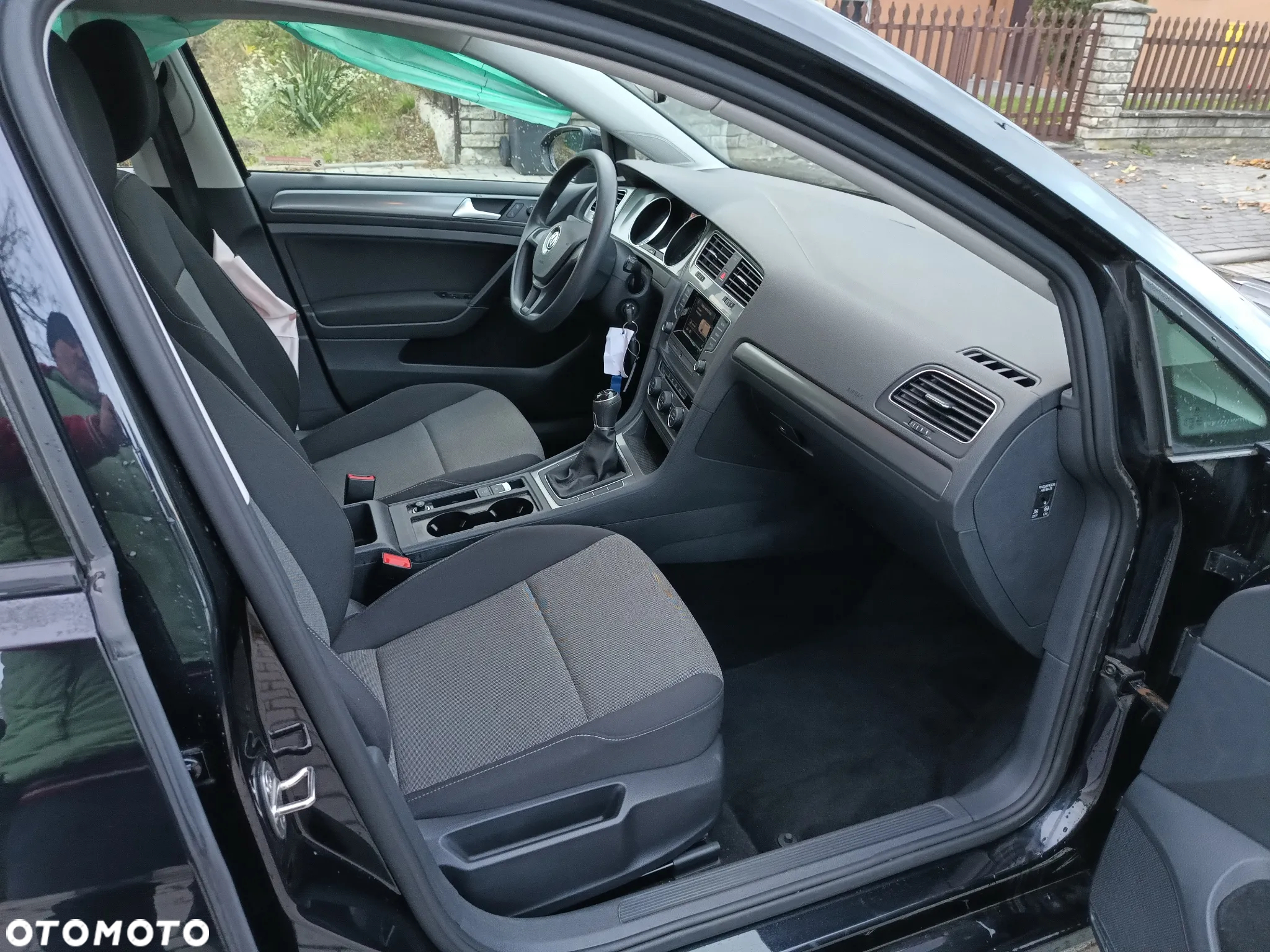 Volkswagen Golf - 19