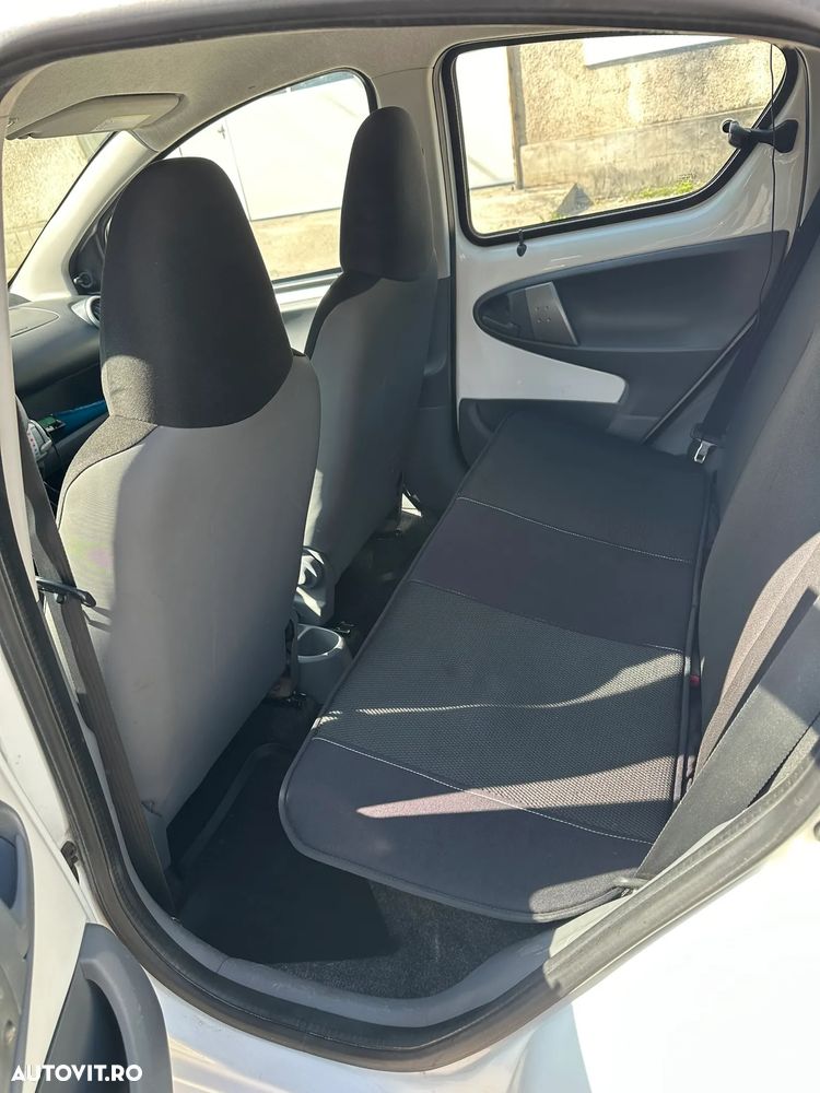 Toyota Aygo 1.0 Terra - 11