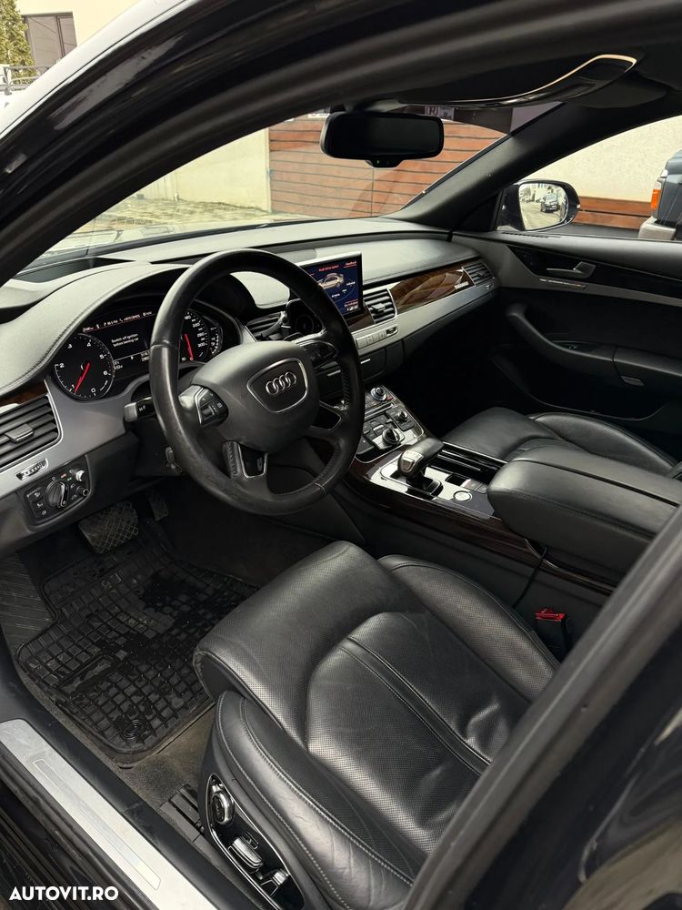 Audi A8 - 7
