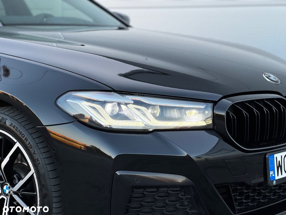 BMW Seria 5 520d xDrive M Sport sport - 38