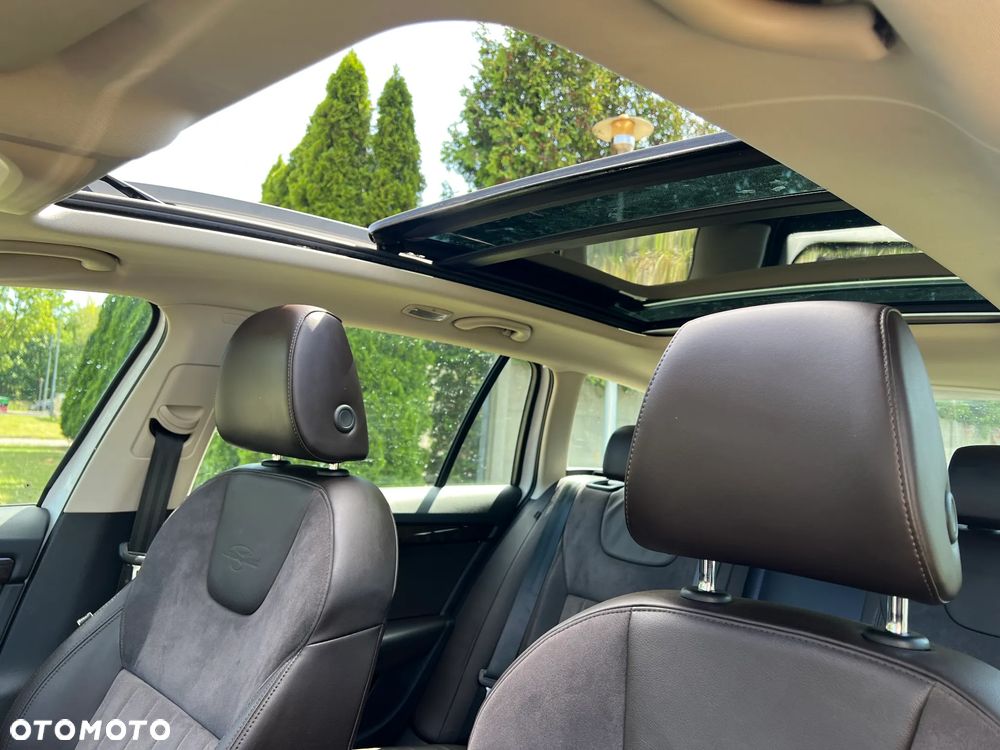 Skoda Octavia 2.0 TDI 4x4 DSG L&K - 23