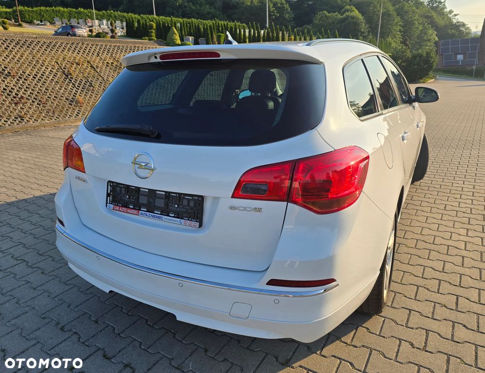 Opel Astra 1.4 T Cosmo - 17