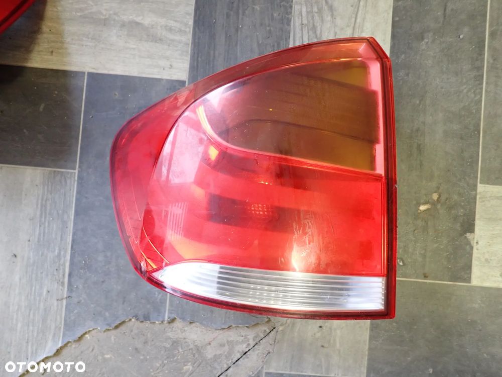 BMW X1 E84 2011 LAMPY TYŁ LEWA PRAWA - 4