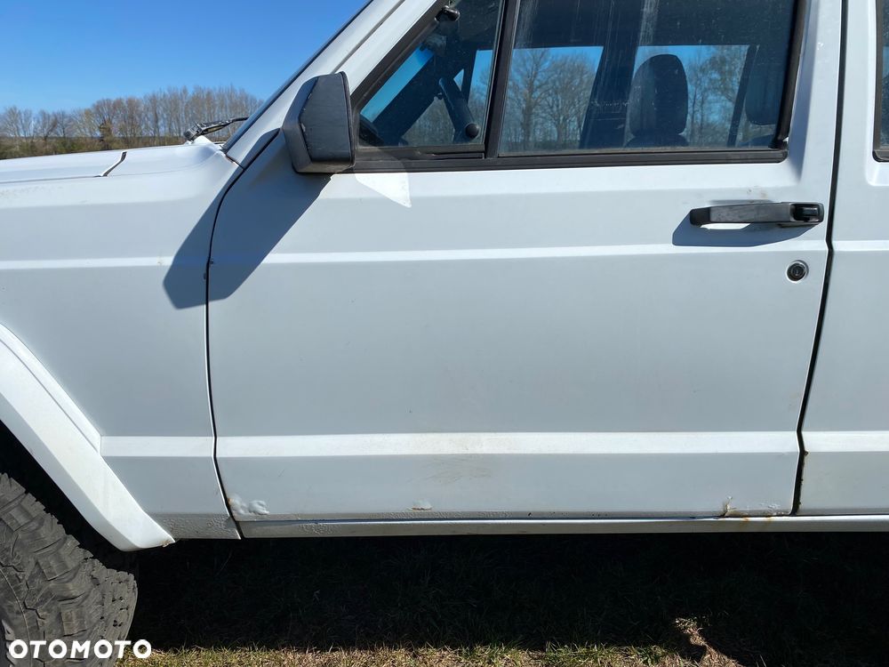 Jeep Cherokee - 3