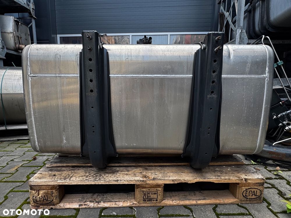 Zbiornik paliwa bak aluminiowy Iveco Stralis - 4