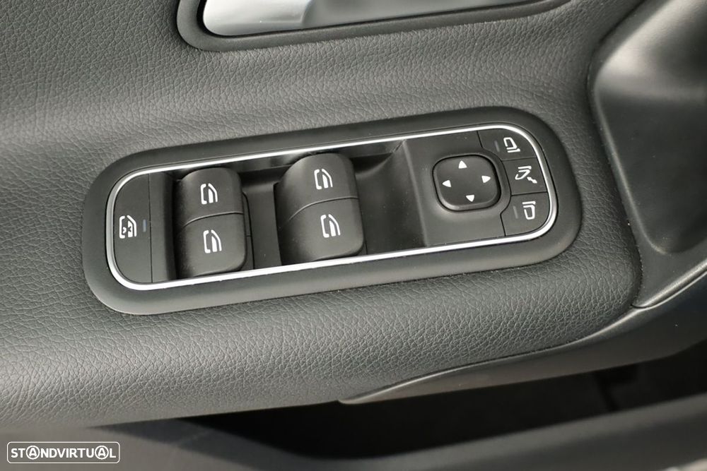 Mercedes-Benz A 200 Standard - 21