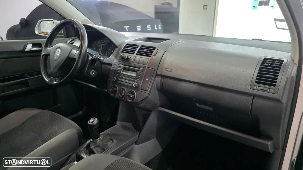 VW Polo 1.2 Confortline - 16