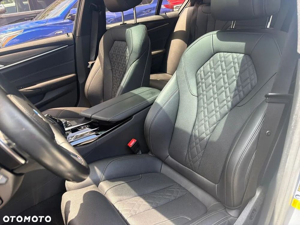 BMW Seria 5 530i - 15