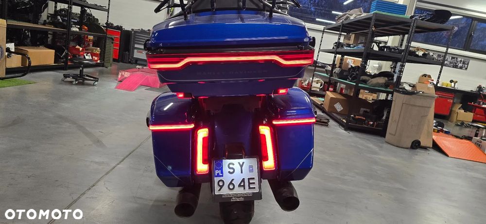 Harley-Davidson Touring Street Glide - 5