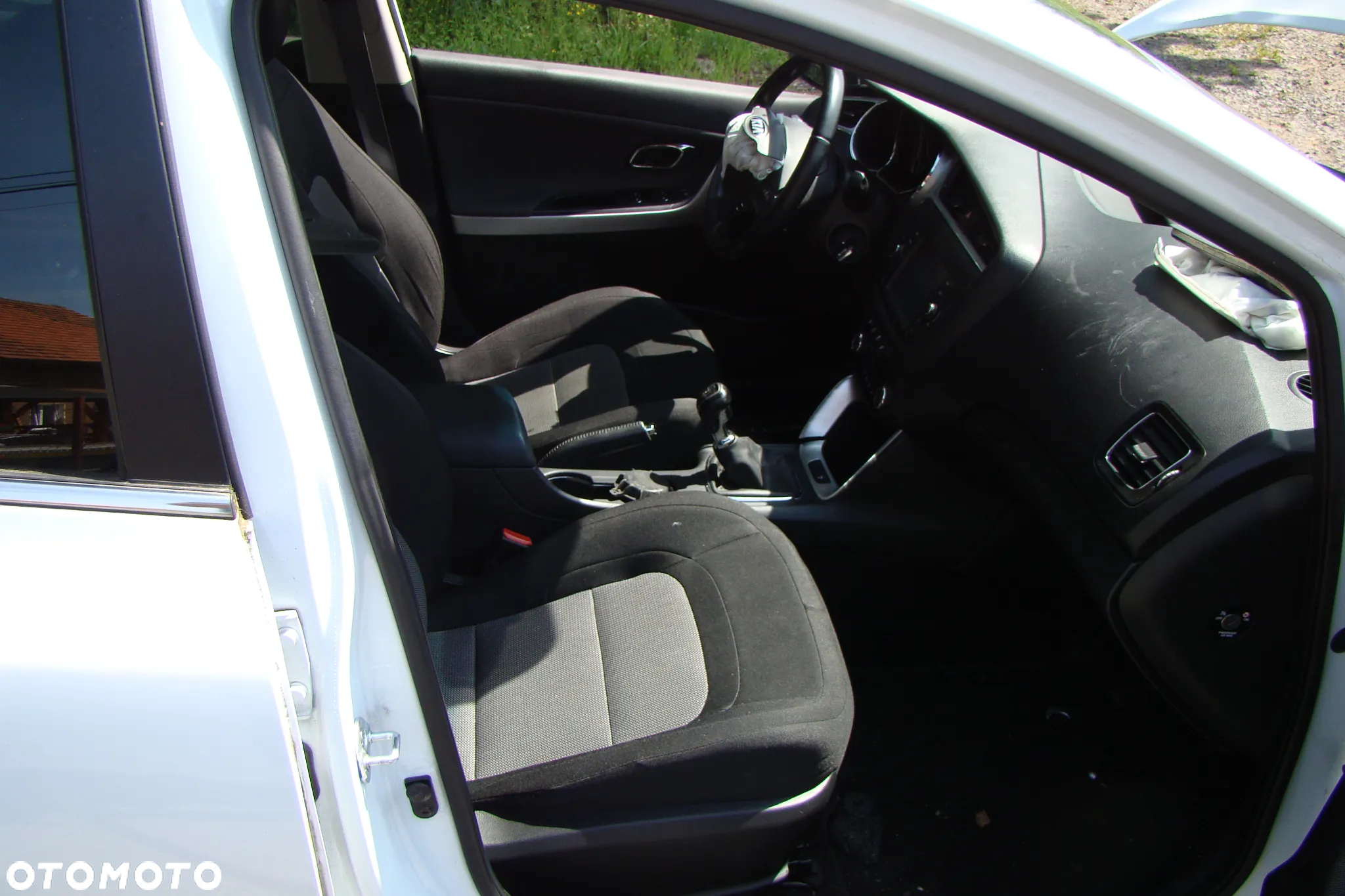 Kia Ceed - 21