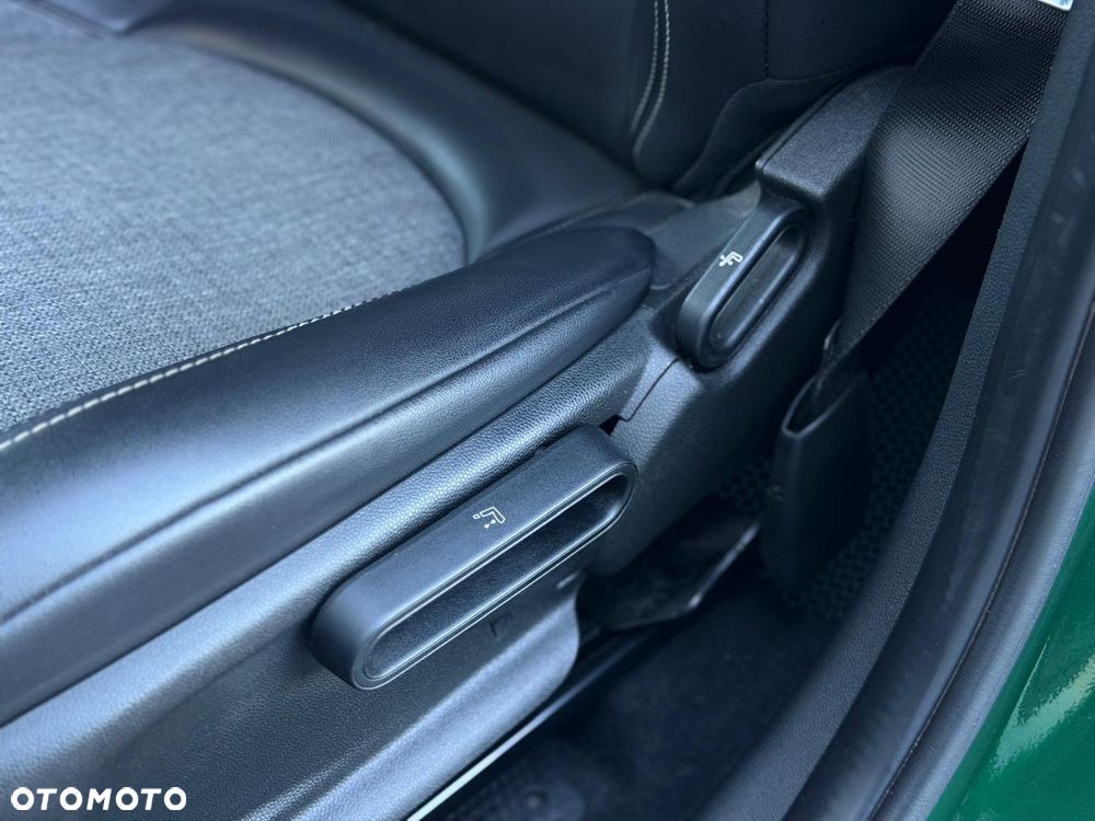 MINI Countryman Cooper ALL4 Classic Trim - 20