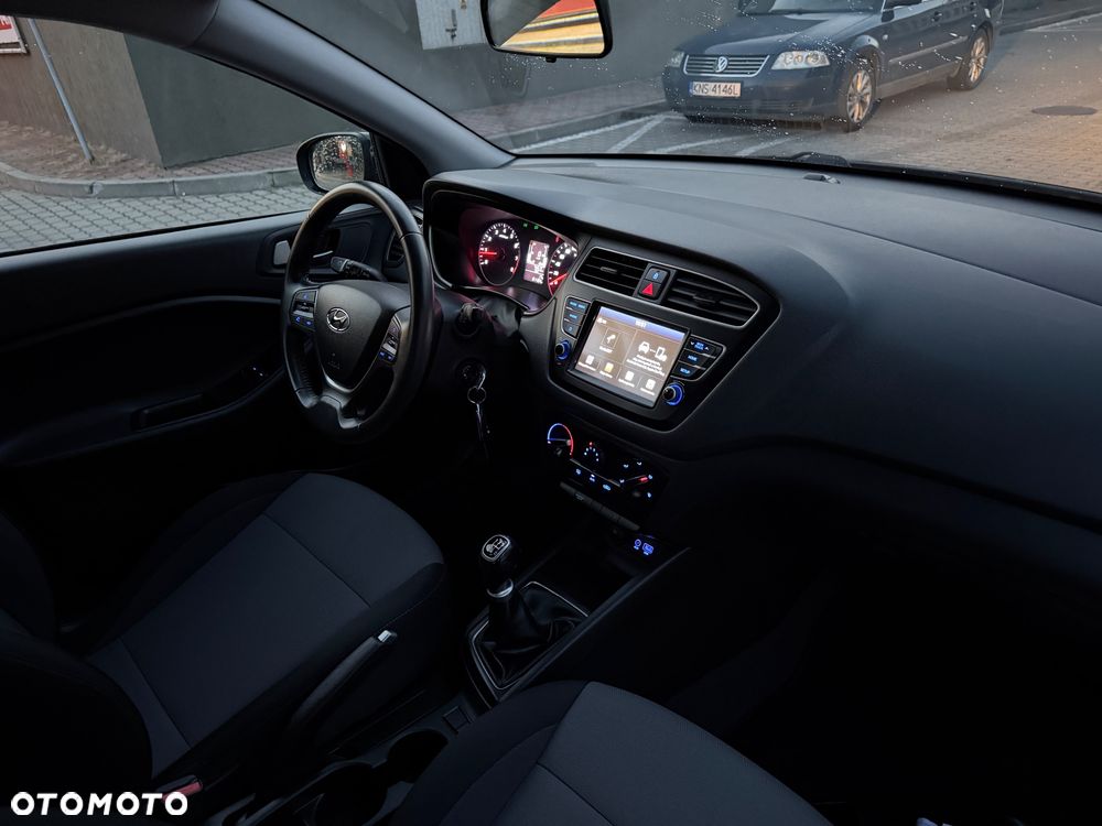 Hyundai i20 1.2 Comfort - 10