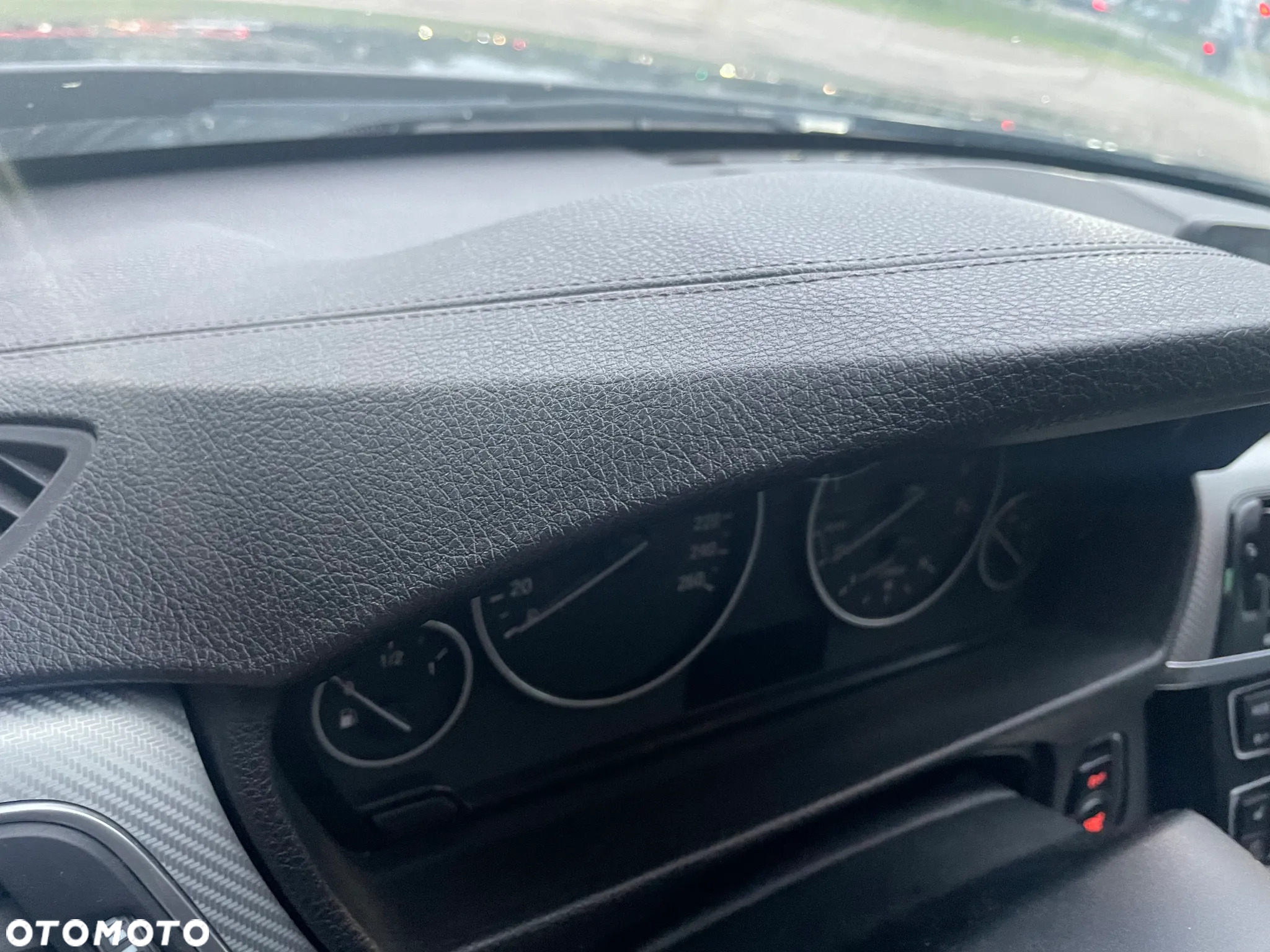 BMW Seria 3 318i GPF M Sport Shadow - 15