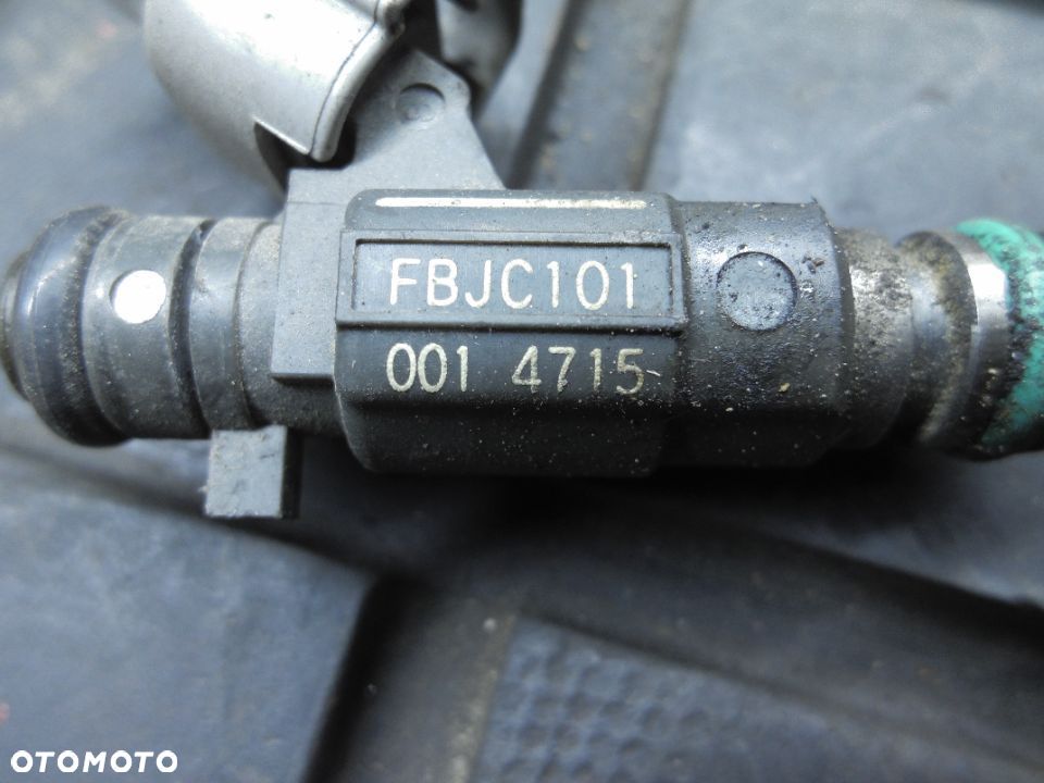 WTRYSK WTRYSKIWACZ SUBARU LEGACY IV 2.0 POSIADAM DWIE SZTUKI FBJC101 - 2