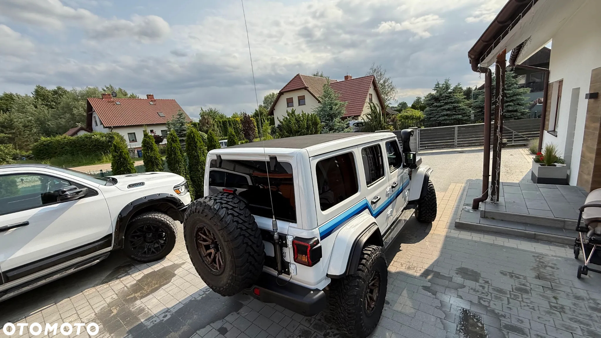 Jeep Wrangler - 11