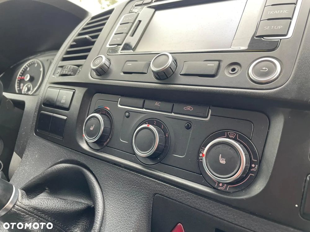 Volkswagen Transporter - 29