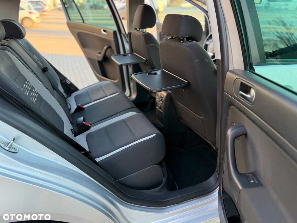 Volkswagen Golf Plus - 13