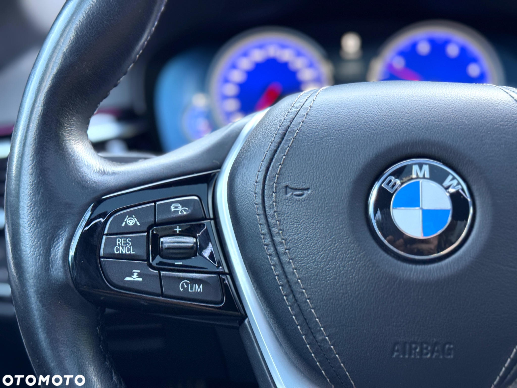 BMW Seria 5 520d Sport Line - 14