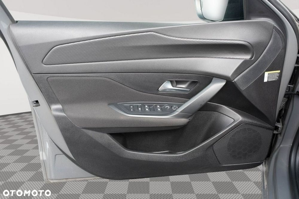 Peugeot 308 1.5 BlueHDi Active Pack S&S EAT8 - 9