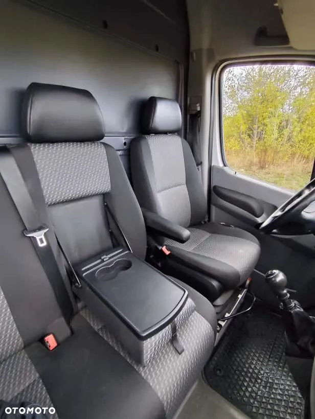 Volkswagen Crafter - 16