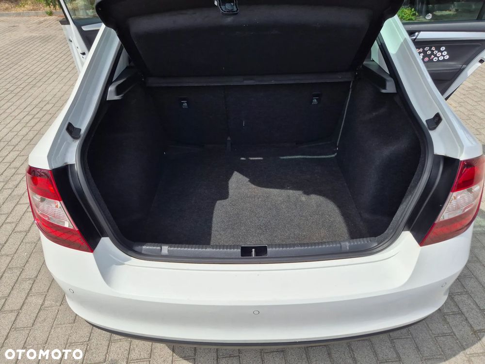 Skoda RAPID 1.0 TSI Ambition - 17