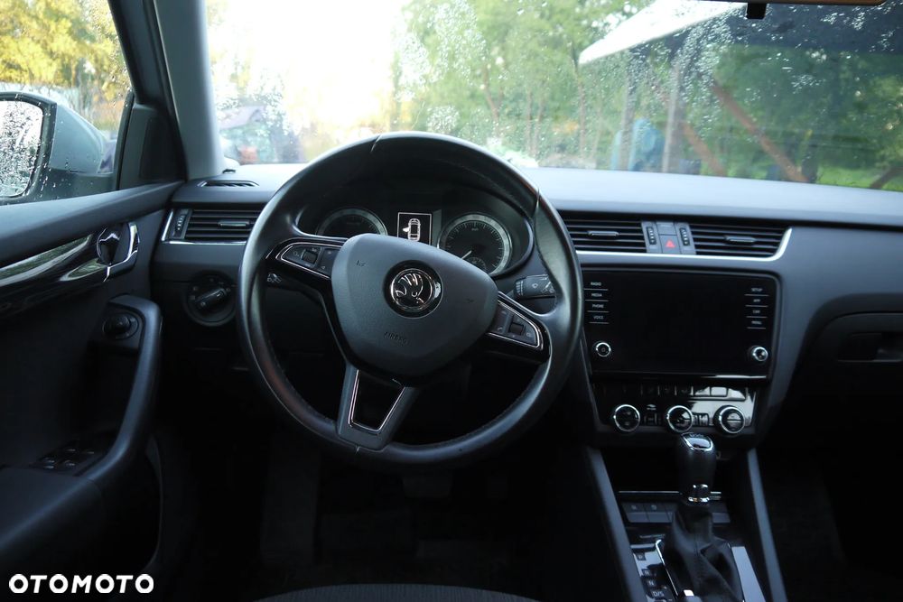 Skoda Octavia 2.0 TDI Style DSG - 7