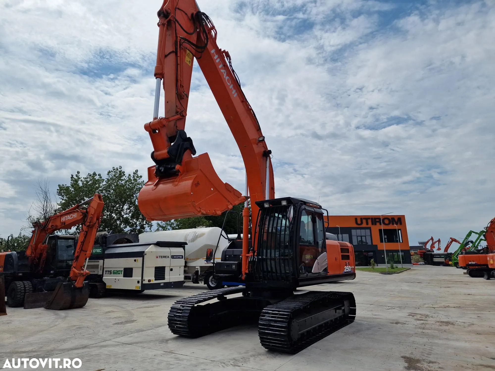 Hitachi ZX250LCN-6, 2016, 8.800h, latime 2,99m, inst picon, a doua inst hidr, gresare automata, protectie cabina, posibilitate leasing, PROMOTIE 77900 EUR+Tva - 8