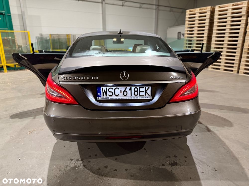 Mercedes-Benz CLS - 26