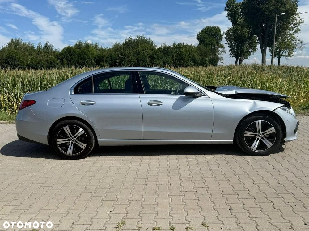 Mercedes-Benz Klasa C 200 mHEV 4-Matic Avantgarde - 2