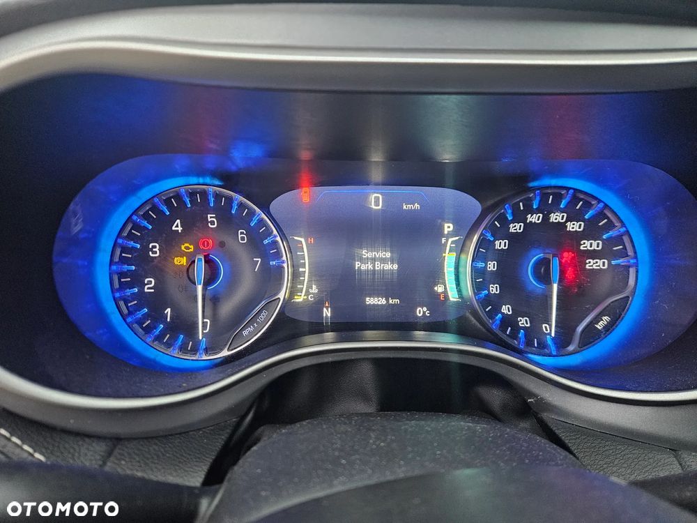 Chrysler Pacifica - 9