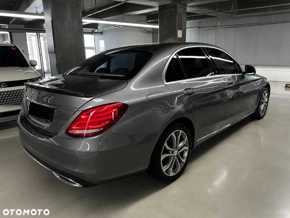 Mercedes-Benz Klasa C 200 4Matic 9G-TRONIC - 3