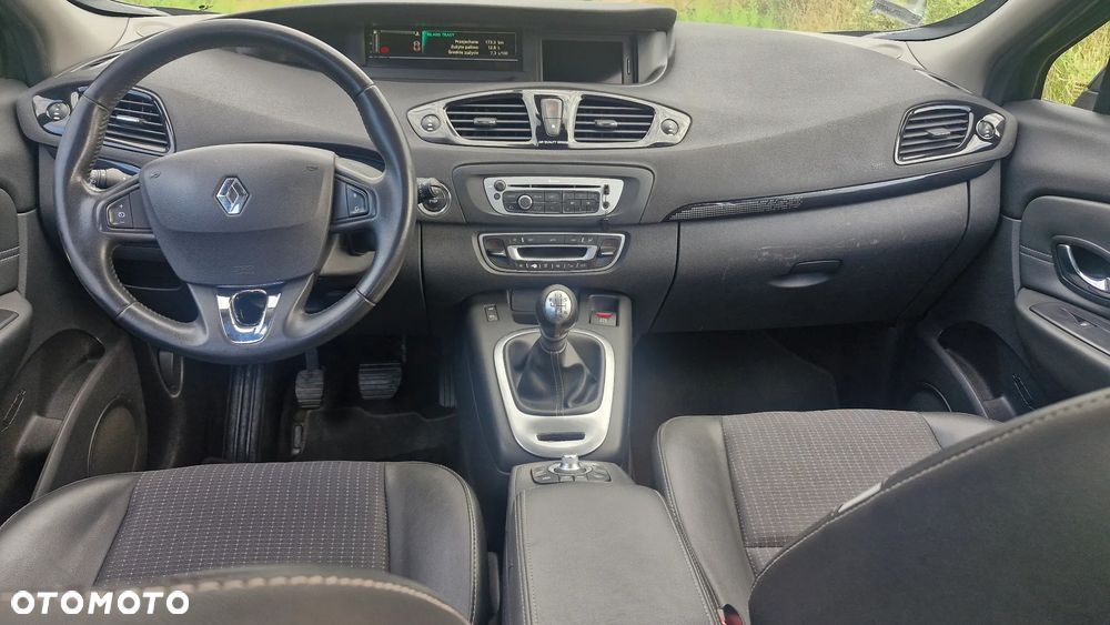 Renault Scenic 1.5 dCi Life - 19