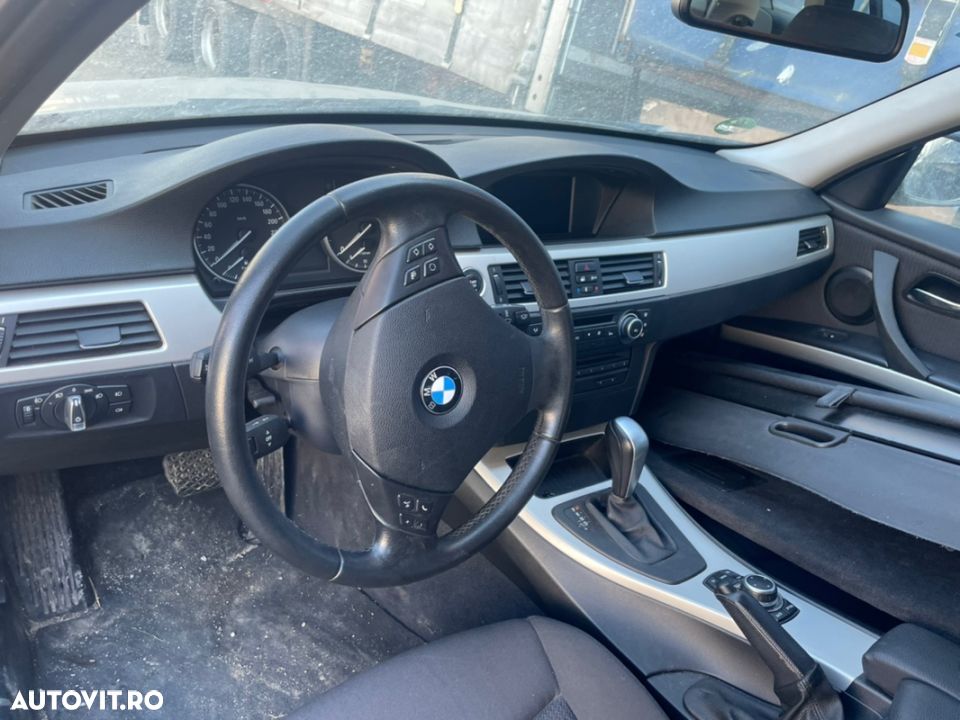 Kit airbag BMW seria 3 E90,E91,E92,E93 cu navigatie format din plansa bord,airbag volan+pasager si centuri - 1