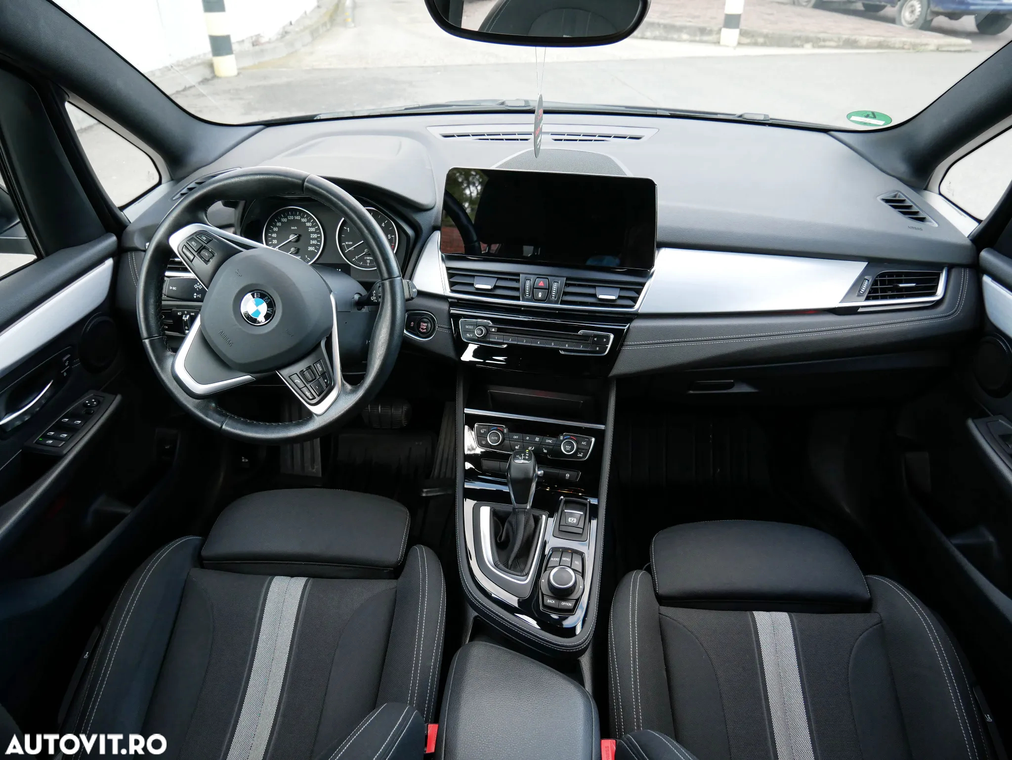 BMW Seria 2 220d Gran Tourer Sport-Aut. Sport Line - 17