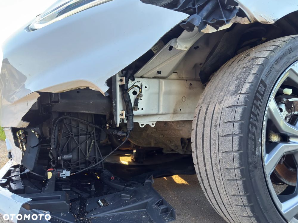 Ford Fiesta 1.0 EcoBoost STart-Stop ST-LINE - 10