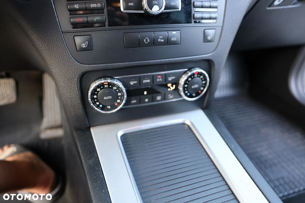 Mercedes-Benz GLK 220 CDI BlueEff 4-Matic - 23