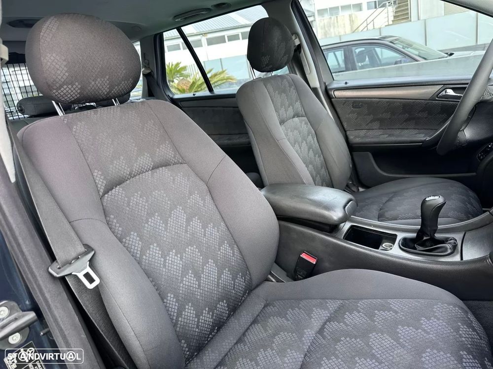 Mercedes-Benz C 220 CDi Avantgarde - 52