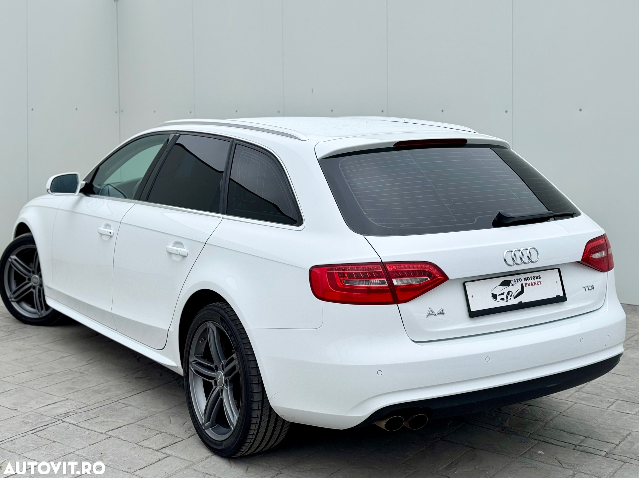 Audi A4 Avant 2.0 TDI DPF Ambition - 3