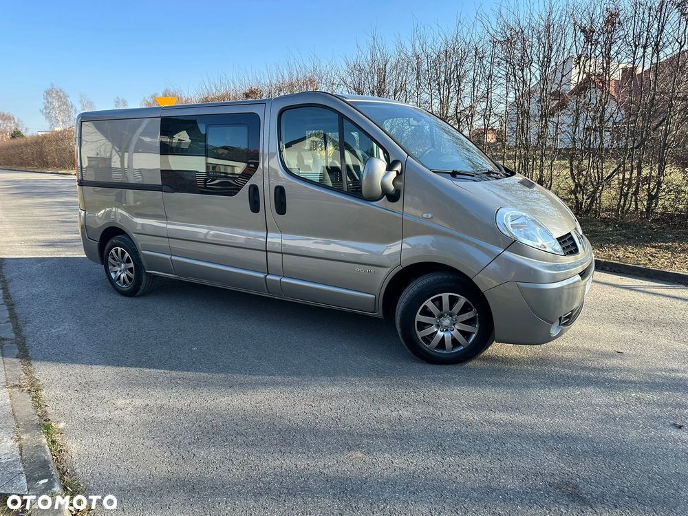 Renault Trafic - 15