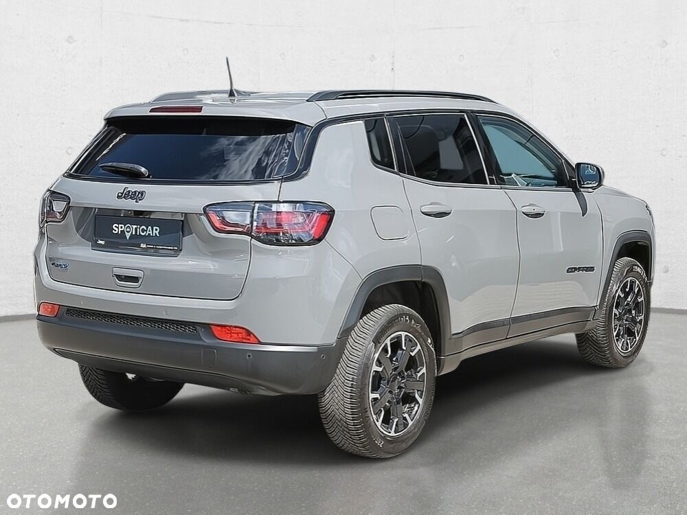 Jeep Compass 1.3 T4 PHEV 4xe Upland S&S - 6