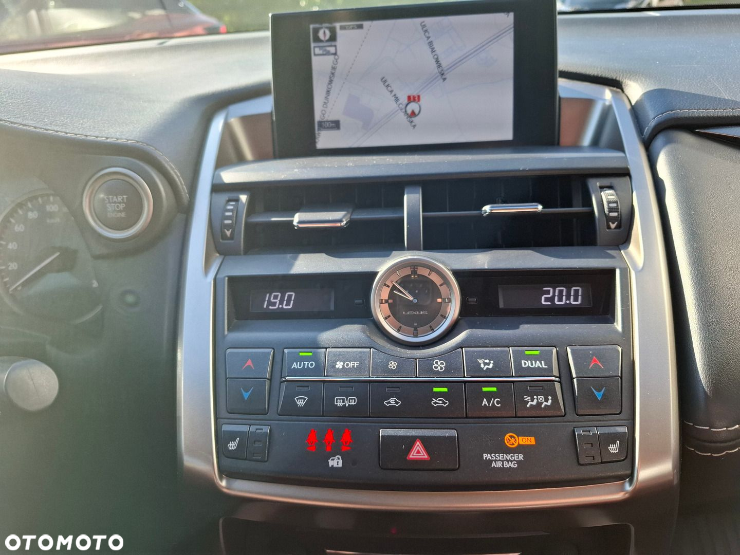 Lexus NX 200t Comfort AWD - 31