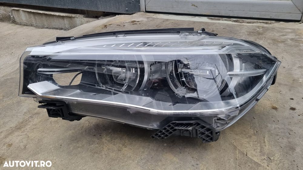 Far stanga BMW X5 X6 F15 F16 Adaptive LED - 5