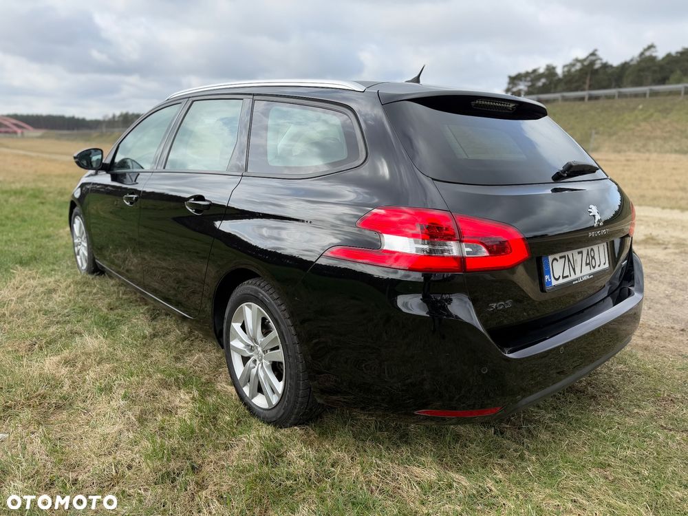Peugeot 308 2.0 HDi Allure - 4