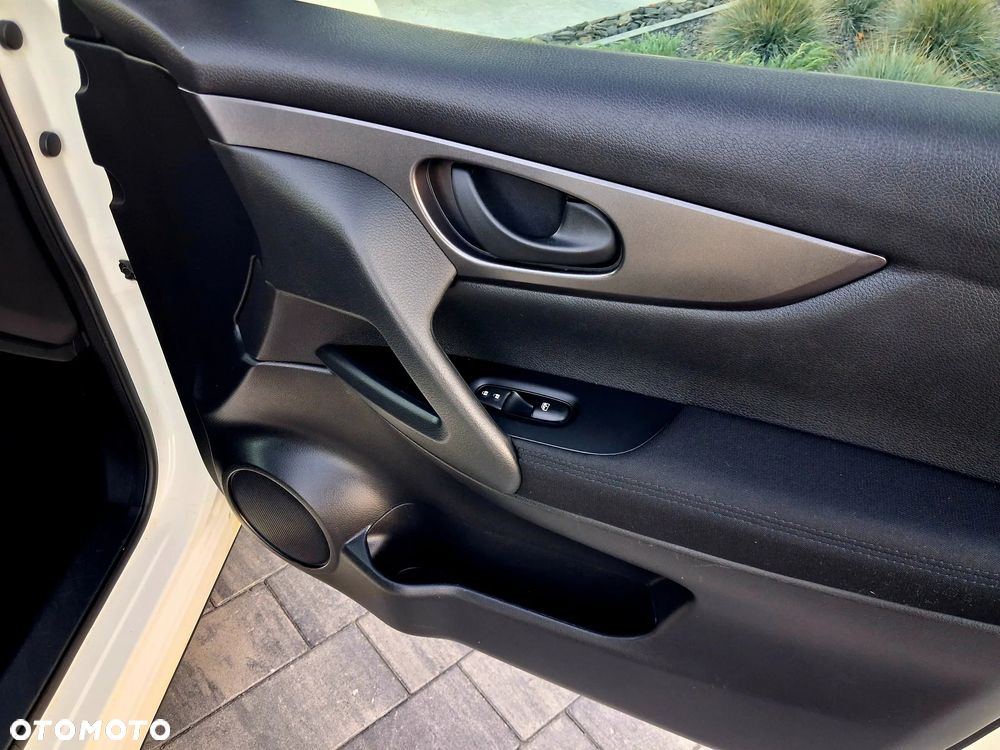 Nissan Qashqai - 29