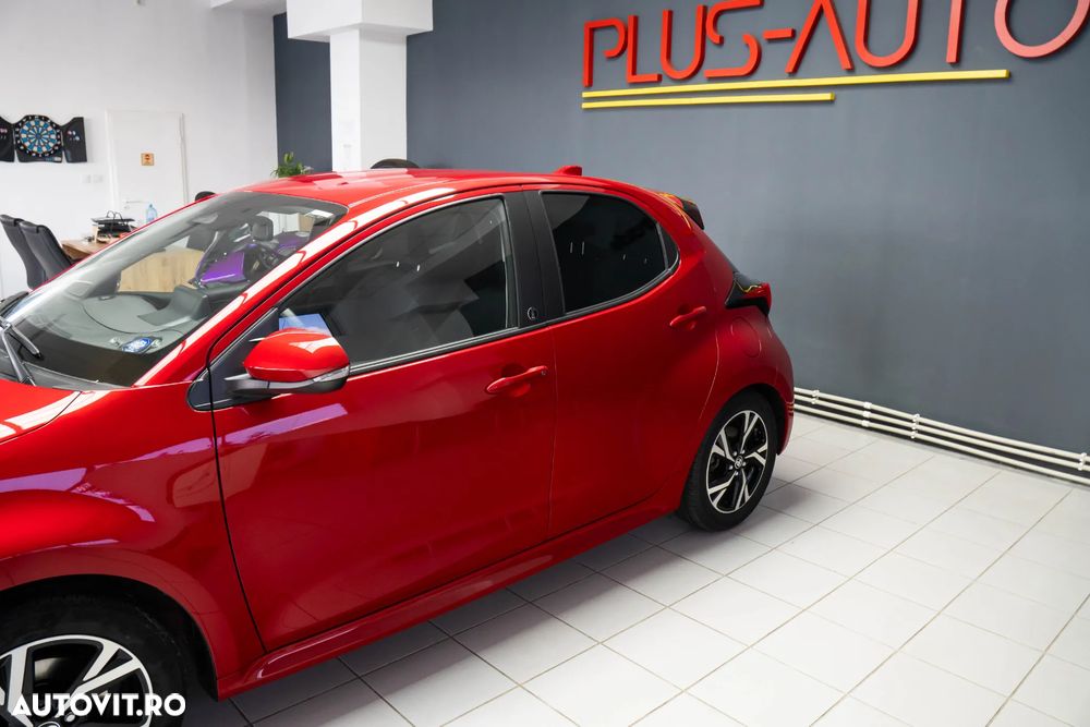 Toyota Yaris 116 1.5 VVT-i Team Deutschland - 10