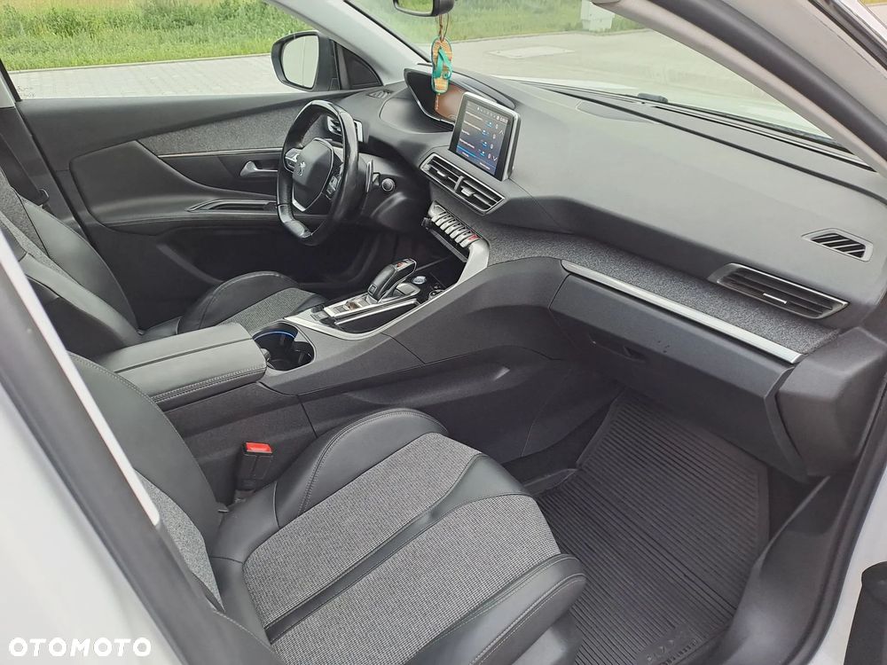 Peugeot 3008 1.2 PureTech Allure S&S EAT6 - 15