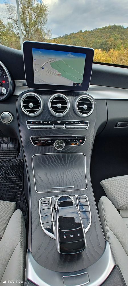 Mercedes-Benz C 250 (BlueTEC) d 4Matic T 7G-TRONIC Avantgarde - 16
