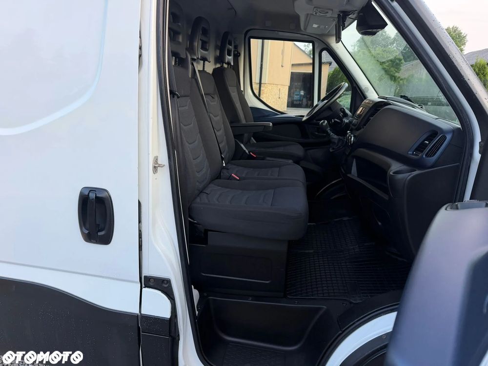 Iveco Daily 35S18 Salon Polska Pierwszy właściciel FV 23% L4H2 - 29