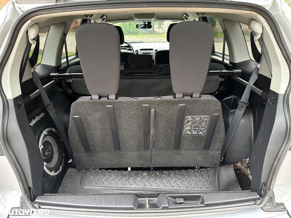 Mitsubishi Outlander 2.2 DI-D Intense + - 9